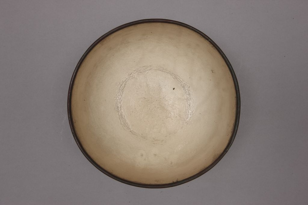 图片[2]-Imitation Ding kiln white glaze printing cloud dragon bowl-China Archive